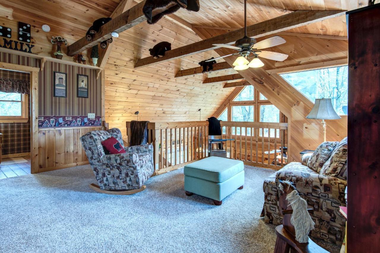 Lazy Cub Lodge Pigeon Forge Εξωτερικό φωτογραφία