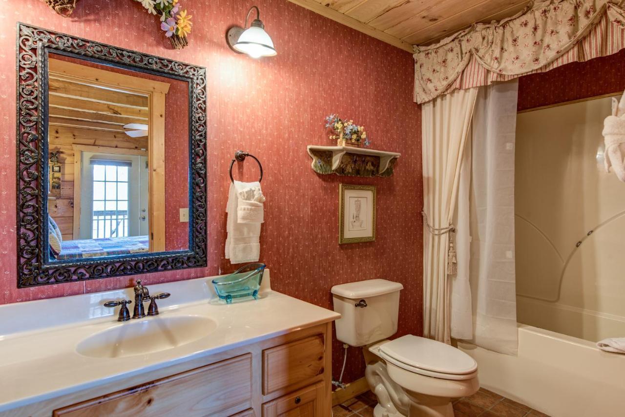 Lazy Cub Lodge Pigeon Forge Εξωτερικό φωτογραφία